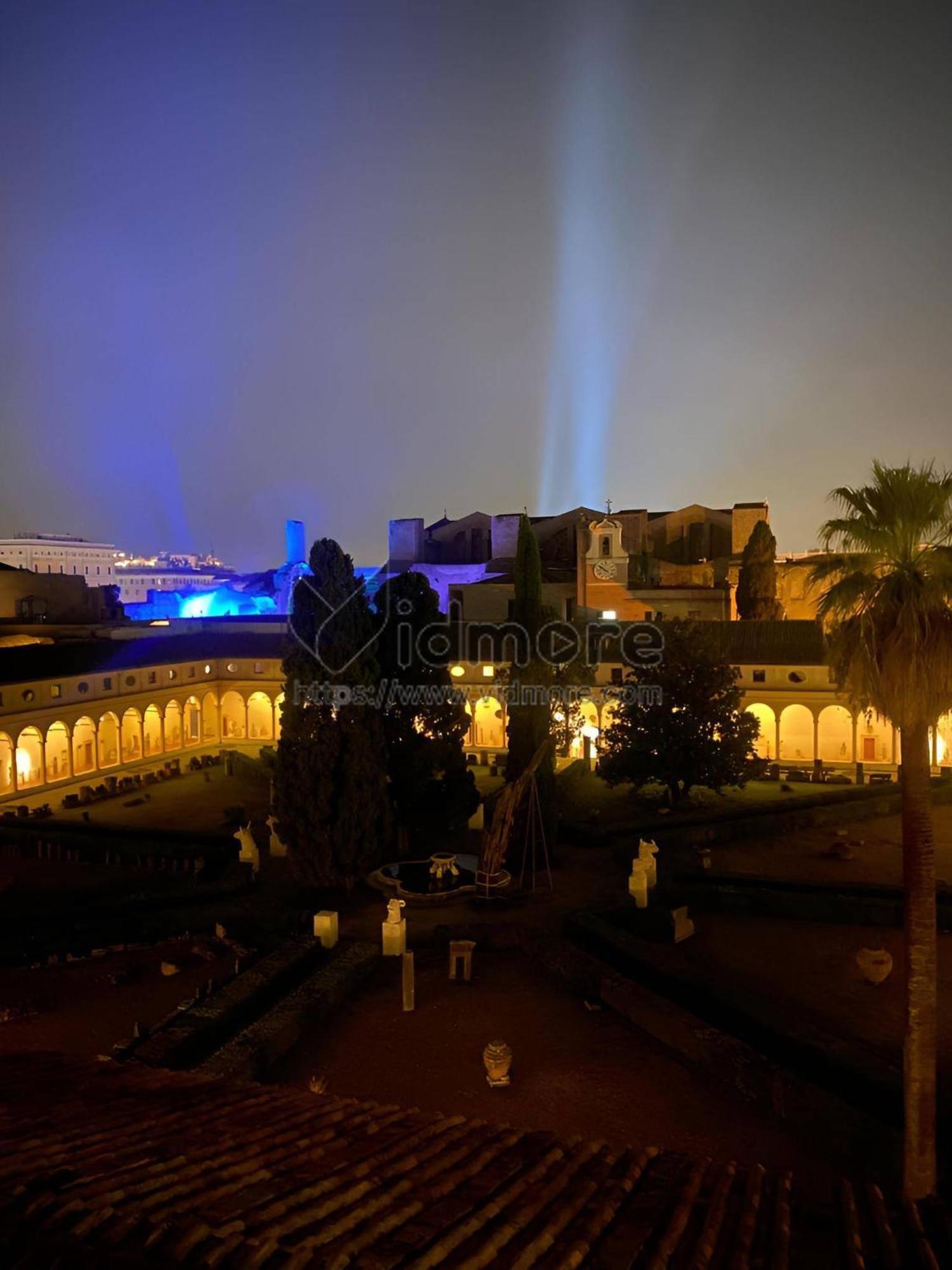 Camera X2 Con Magnifica Vista Sul Chiostro Di Michelangelo E Le Terme Di Diocleziano Rom Exterior foto
